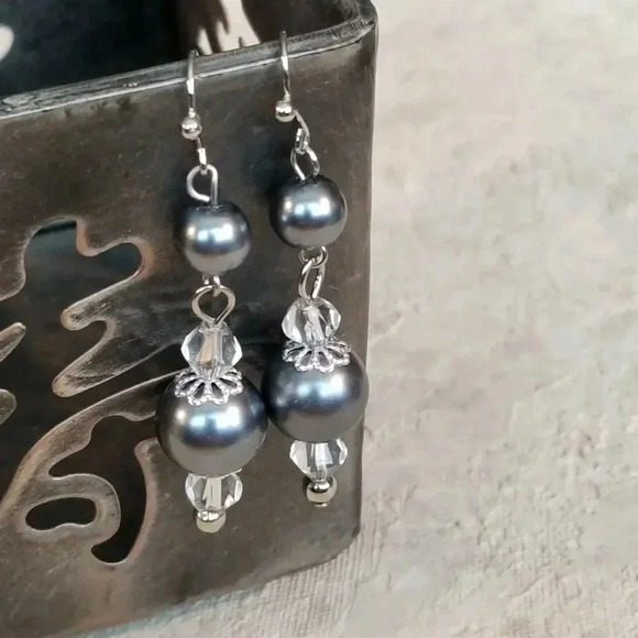Artisan Glossy Gray Glass Pearl Clear Crystal Silver Plated Dangle Earrings - Picture 3 of 3